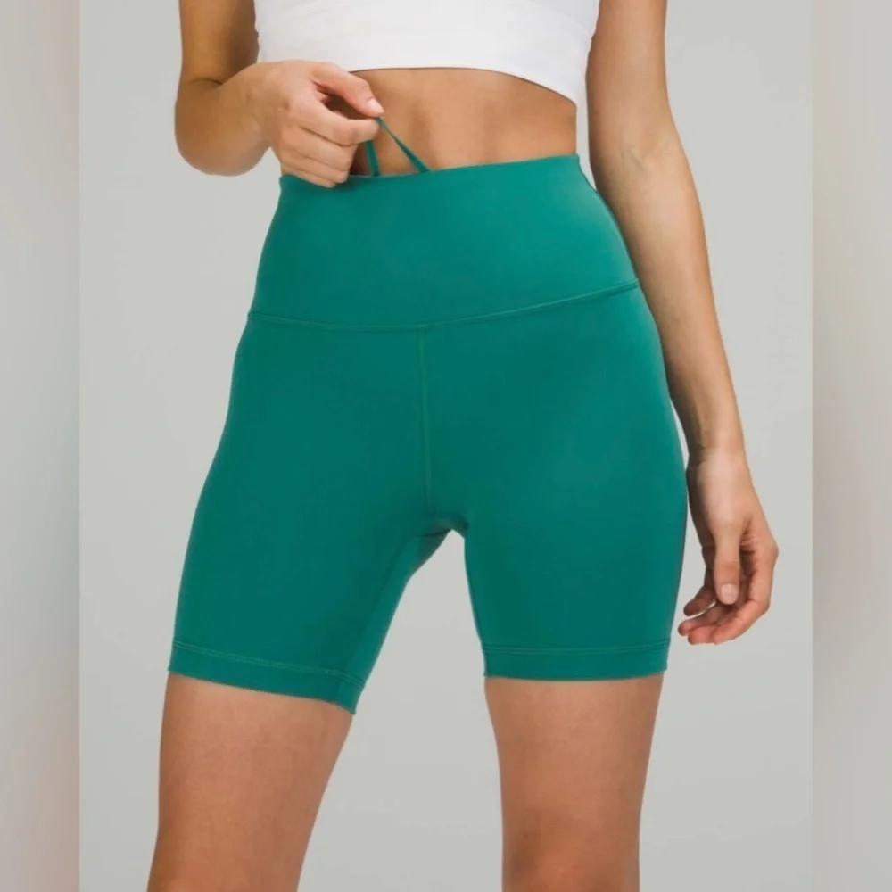 Lululemon Wunder Train High-Rise Short 6